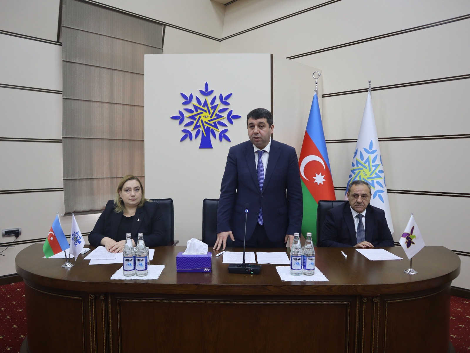 YAP Yasamal rayon təşkilatında müşavirə keçirilib